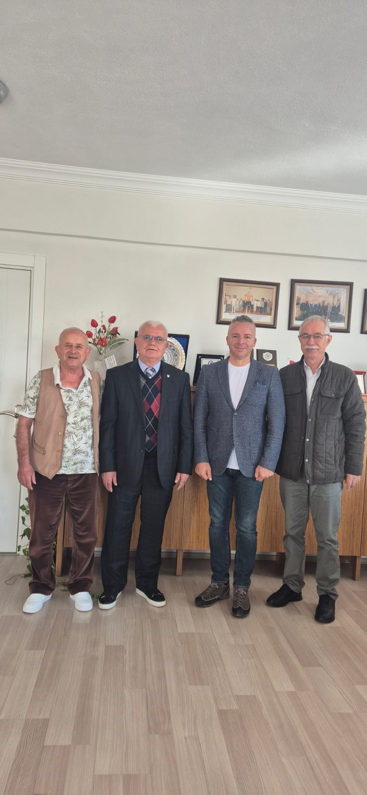 MUĞLA BÜYÜKŞEHİR BLD. GENÇLİK VE SPOR DAİRE BAŞKANI MUSTAFA ÖZPOYRAZ FEDERASYONUMUZU ZİYARET ETTİ