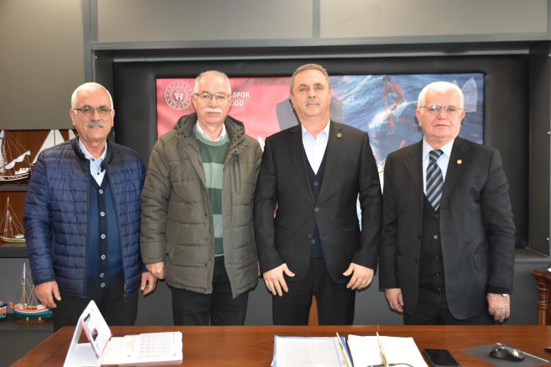 YÖNETİCİLERİMİZ MUĞLA GENÇLİK VE SPOR İL MÜDÜRÜMÜZ SAYIN MUSA KAZIM AÇIKBAŞ'I MAKAMINDA ZİYARET ETTİ